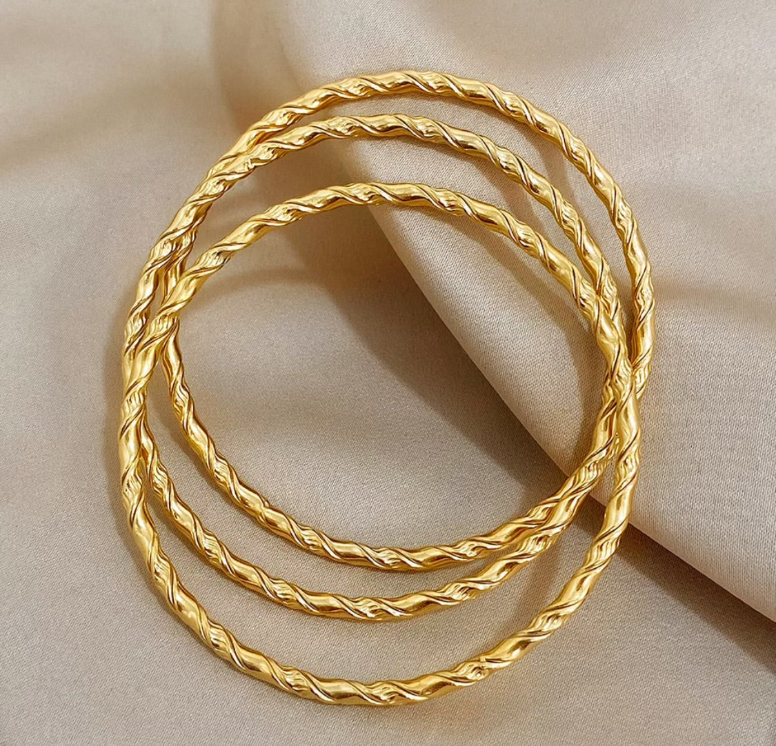 Suriya Bangle Set