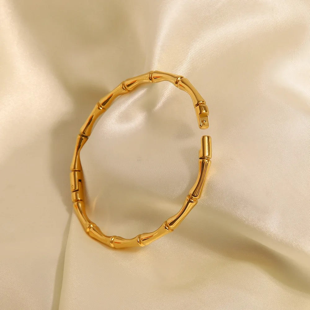 Sonia Gold Bangle
