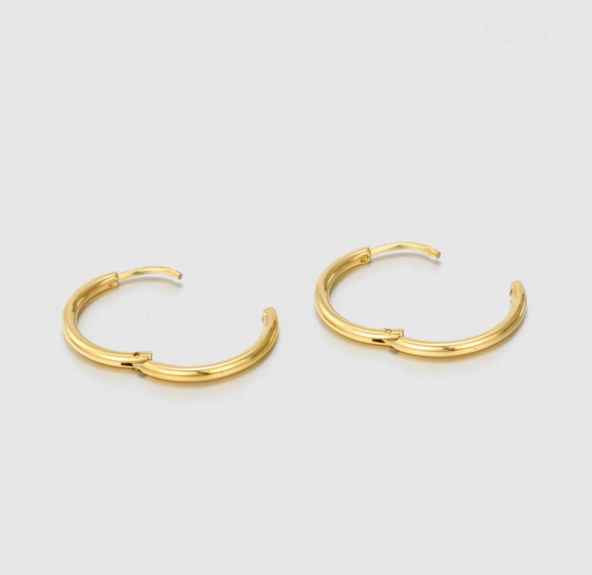 Mia Hoops
