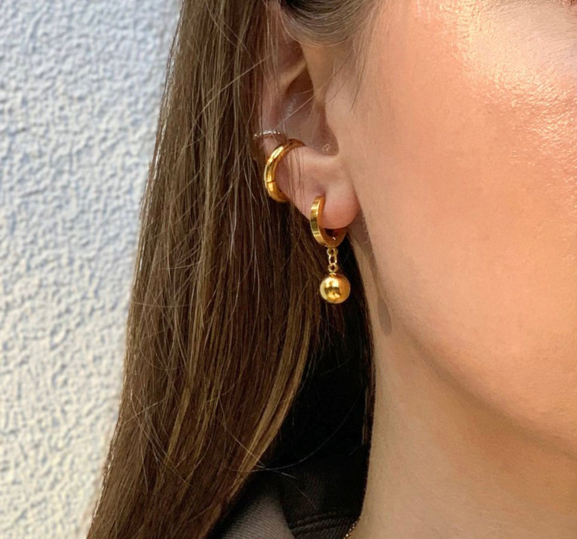 18k Gold Ball huggie earrings