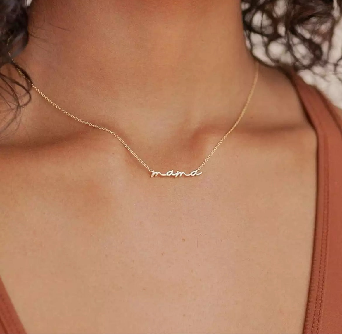 Mama Necklace