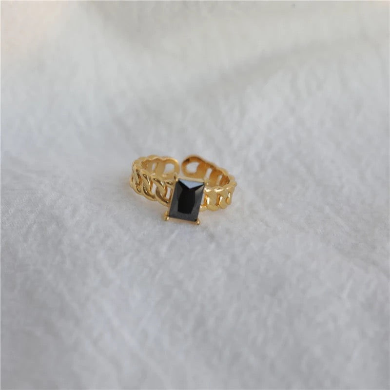 Kate Onyx Cuban Ring