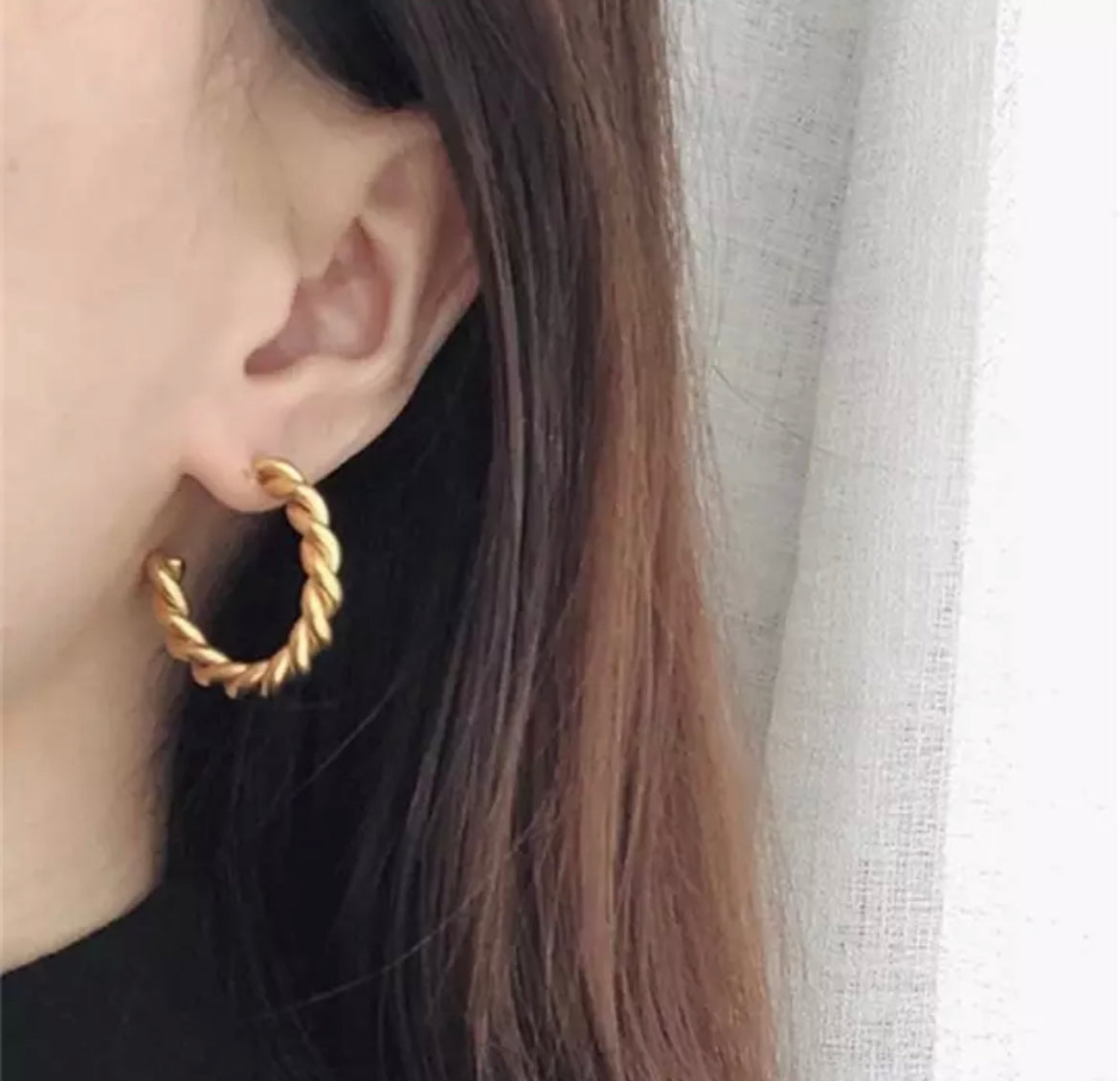 Ashlee hoops