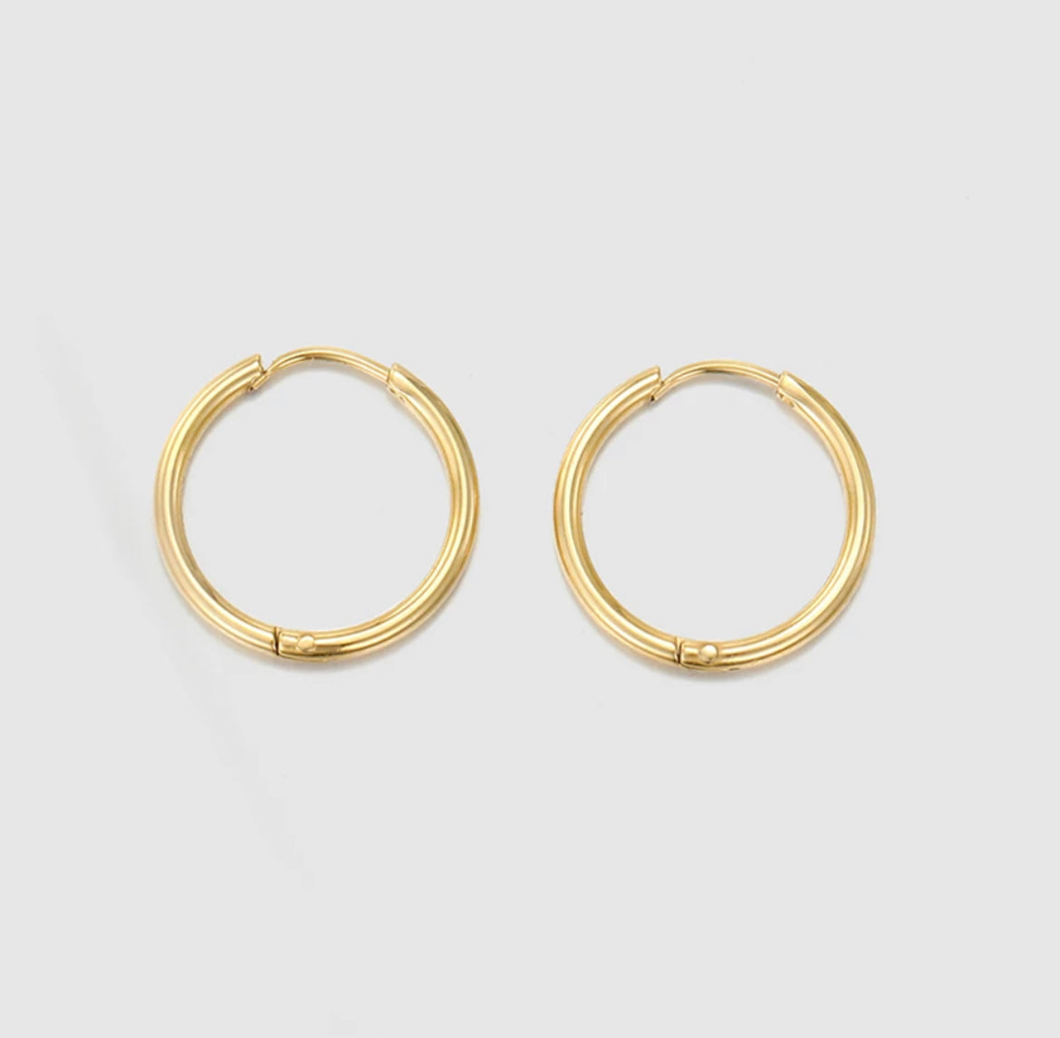 Mia Hoops