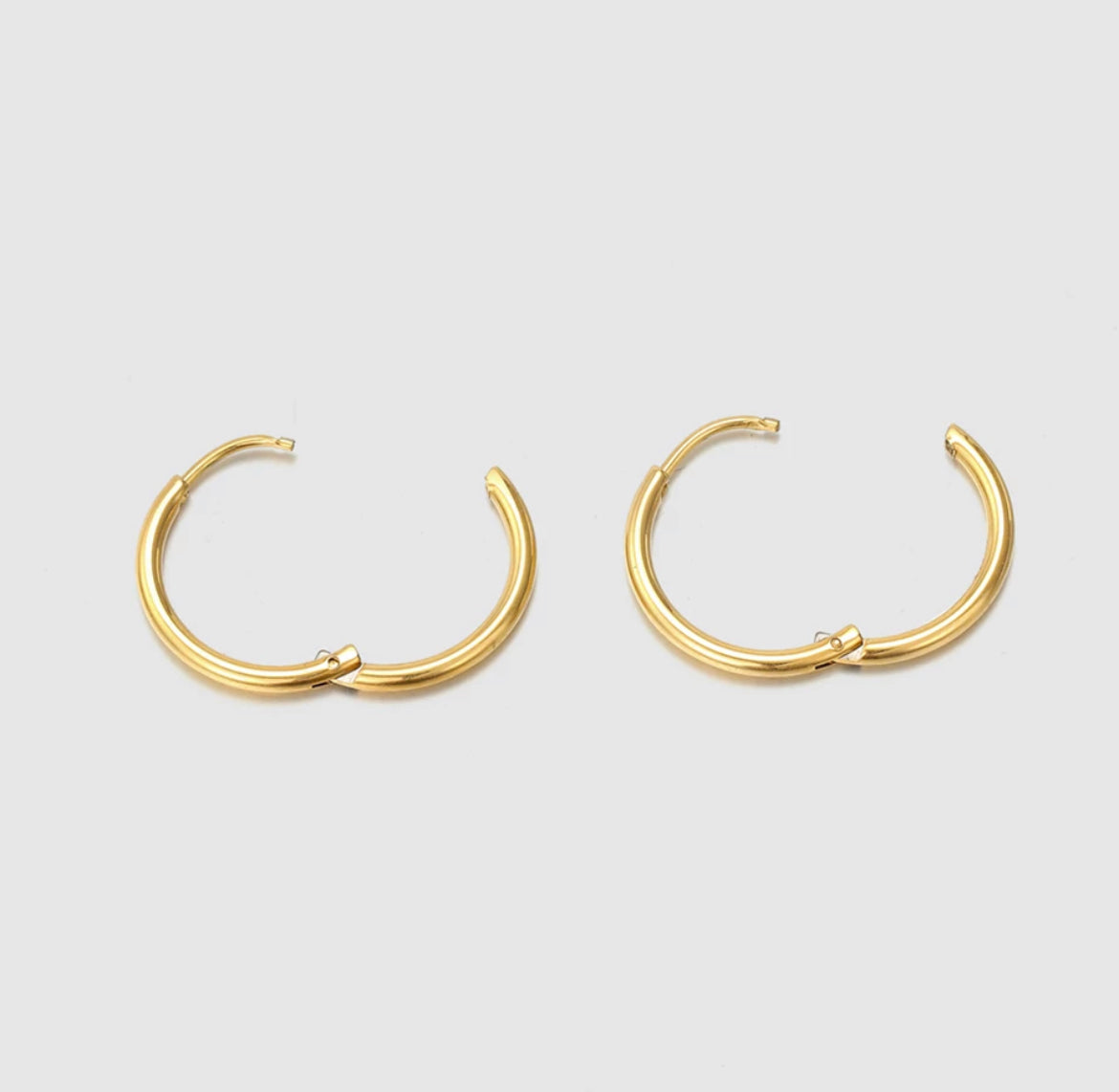 Mia Hoops