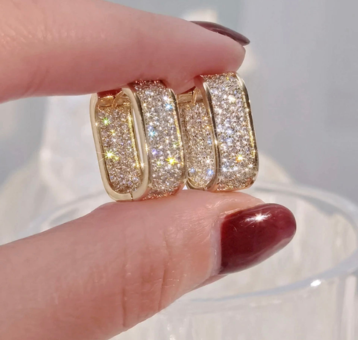 Cassie Pave' Hoops