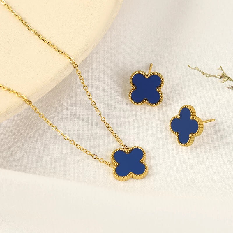 Clover Set in Blue