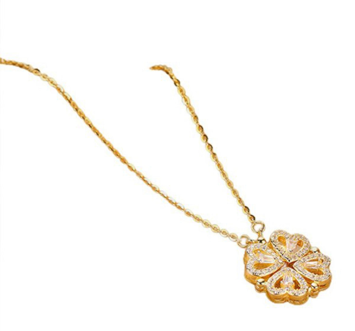 18k Gold Clover Magnetic Necklace